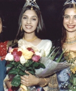 Megha and Sonpreet, with Neelam Saran