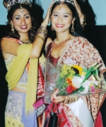 Tashi, being crowned by the outgoing queen Subrina