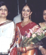 Neelam Saran & Anjana Trivedi, with Stacy Isaac (USA)