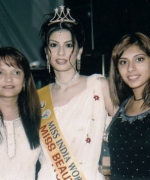  Geeta Patel & associate of Shri Beauty, with Anjali Punjabi of Hong Kong