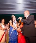 ww2012-26, President Desire Delano Bouterse surprised the audience by singing “Yeh Dosti” with Ankita Ghazan